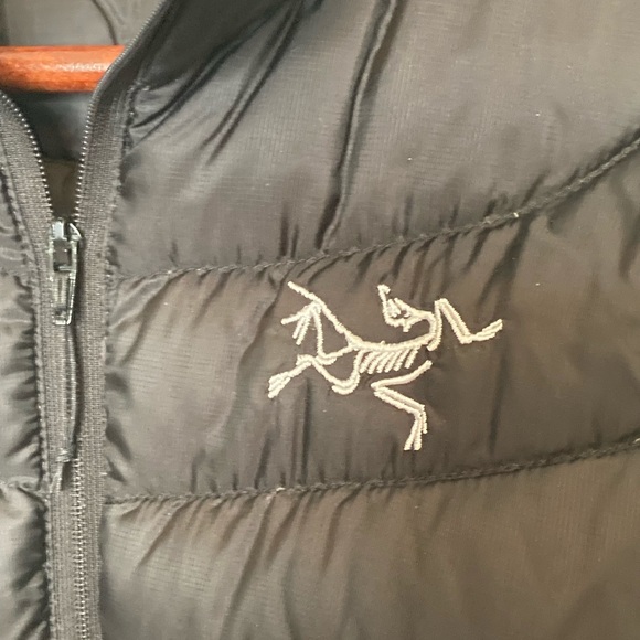 Arc'teryx Cerium LT Jacket - Picture 6 of 14
